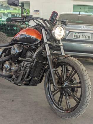 KAWASAKI VULCAN 900 CUSTOM 